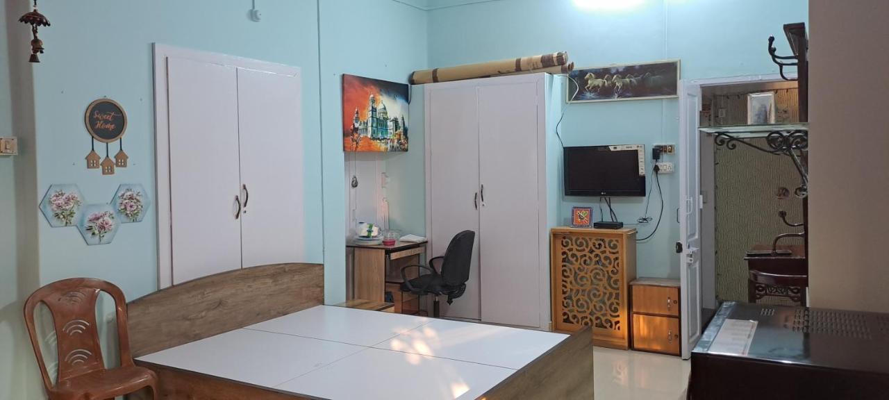 A Home Away From Home Kolkata Eksteriør bilde